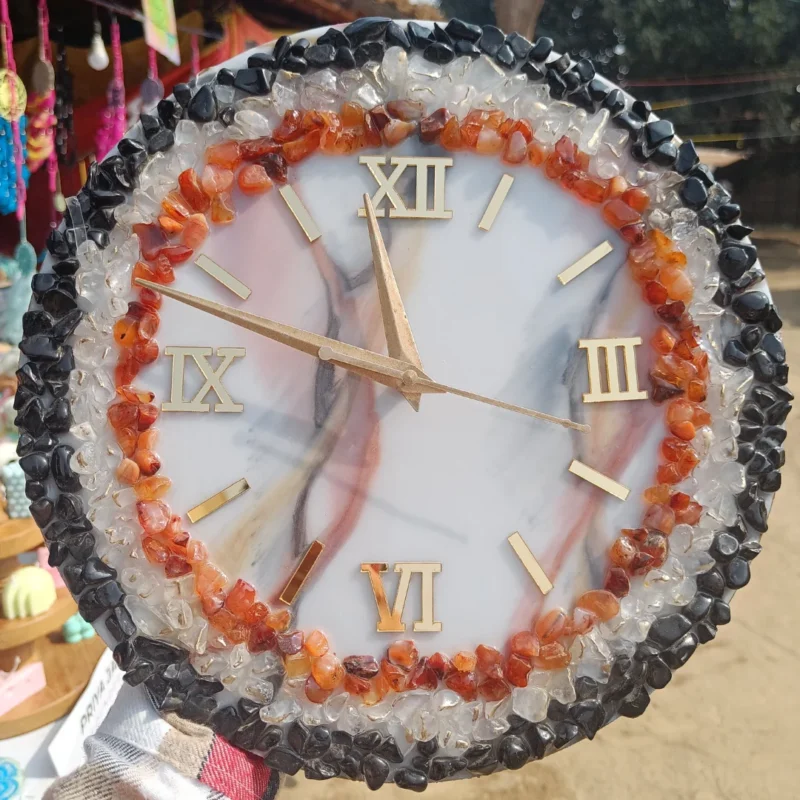 TRI COLOUR RESIN GEODE CLOCK