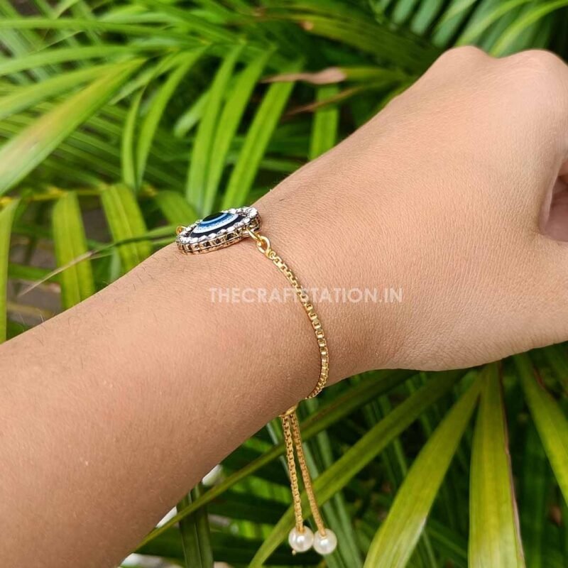 EVEL EYE BRACELET - Image 3