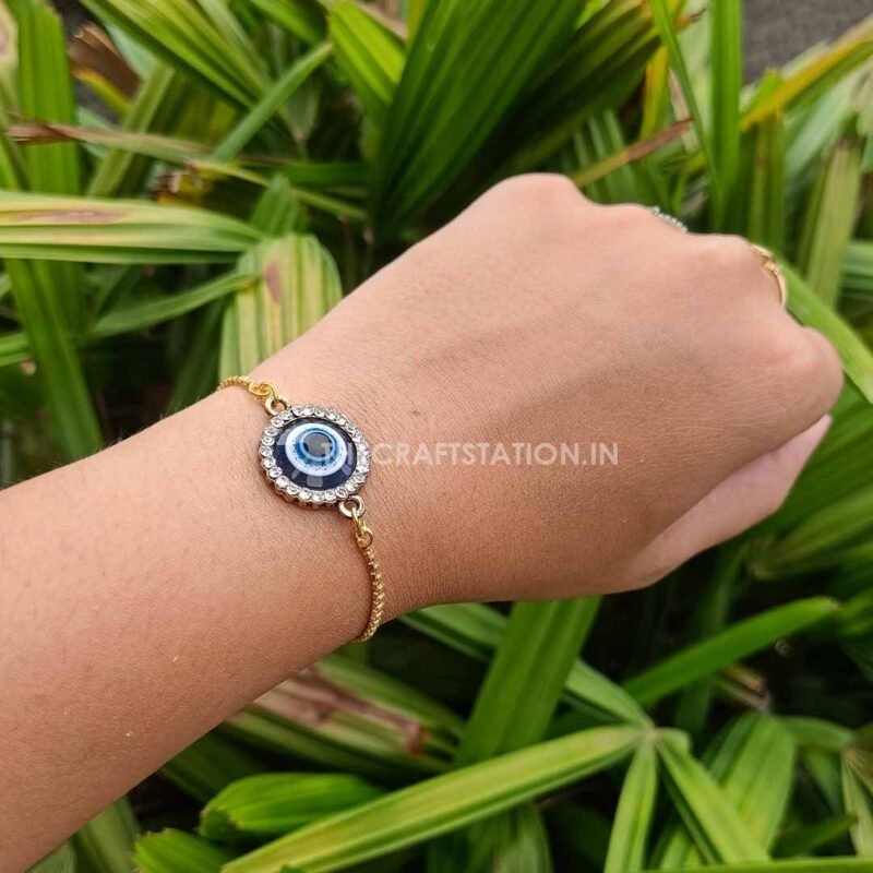 EVEL EYE BRACELET - Image 2