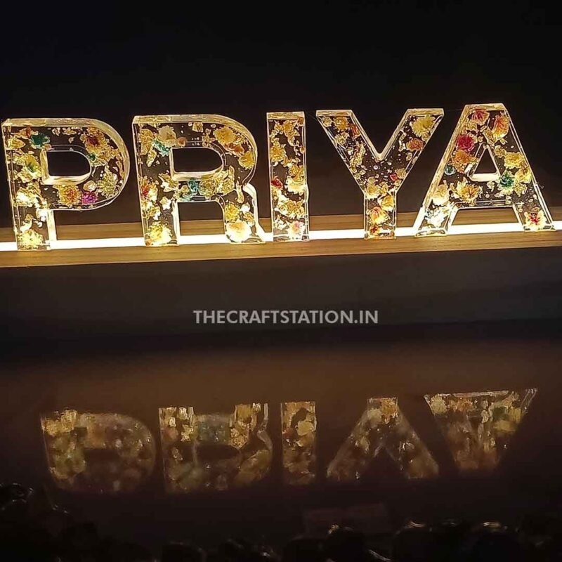 Name stand - Image 7