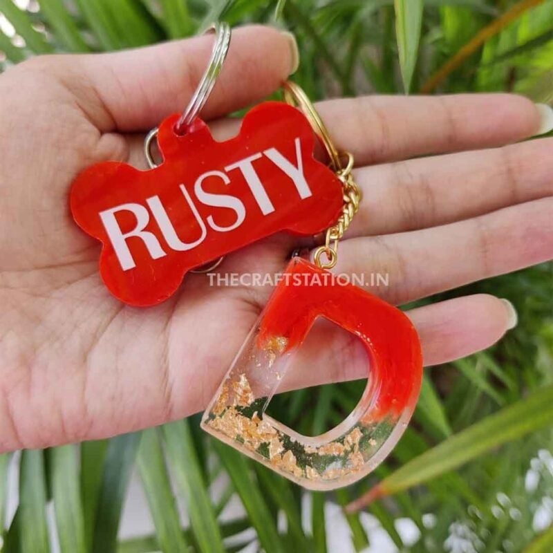 PET TAGS AND INITIAL KEYCHAINS