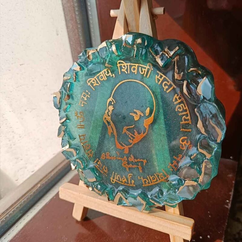 GURUJI STANDEE
