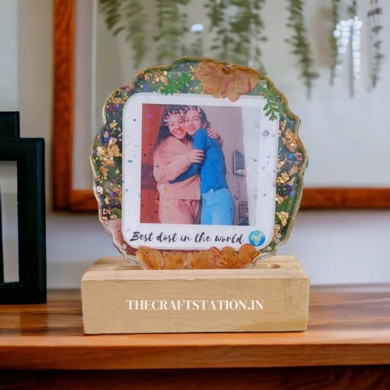 PHOTO FRAME WITH LED LIGHT