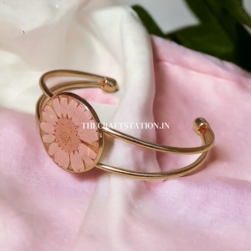 REAL FLOWER BRACELET