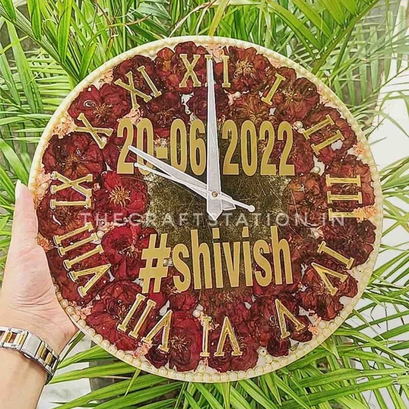 RESIN PRESERVATION CLOCK